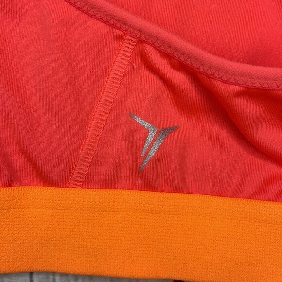 Old Navy Coral and Orange Sports Bra Medium Support Size XL - Picture 5 of 6